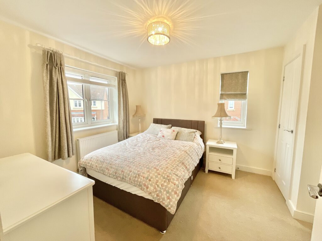 Gateway Avenue, Baldwins Gate, ST5