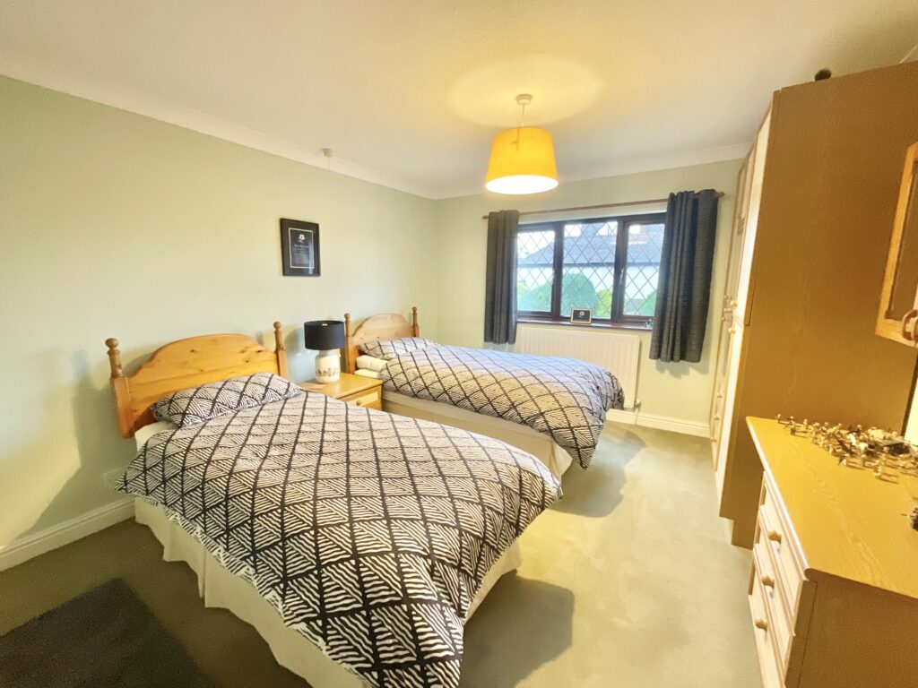 Orchard Lane, Hyde Lea, ST18