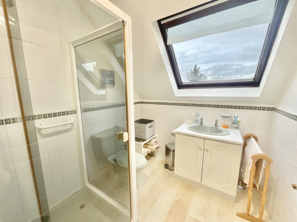 Orchard Lane, Hyde Lea, ST18