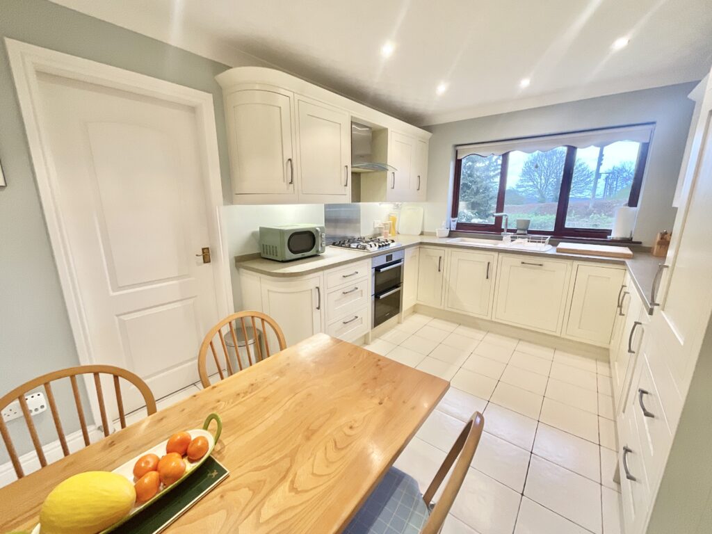 Orchard Lane, Hyde Lea, ST18