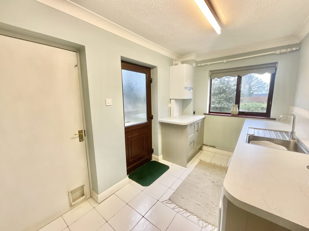 Orchard Lane, Hyde Lea, ST18