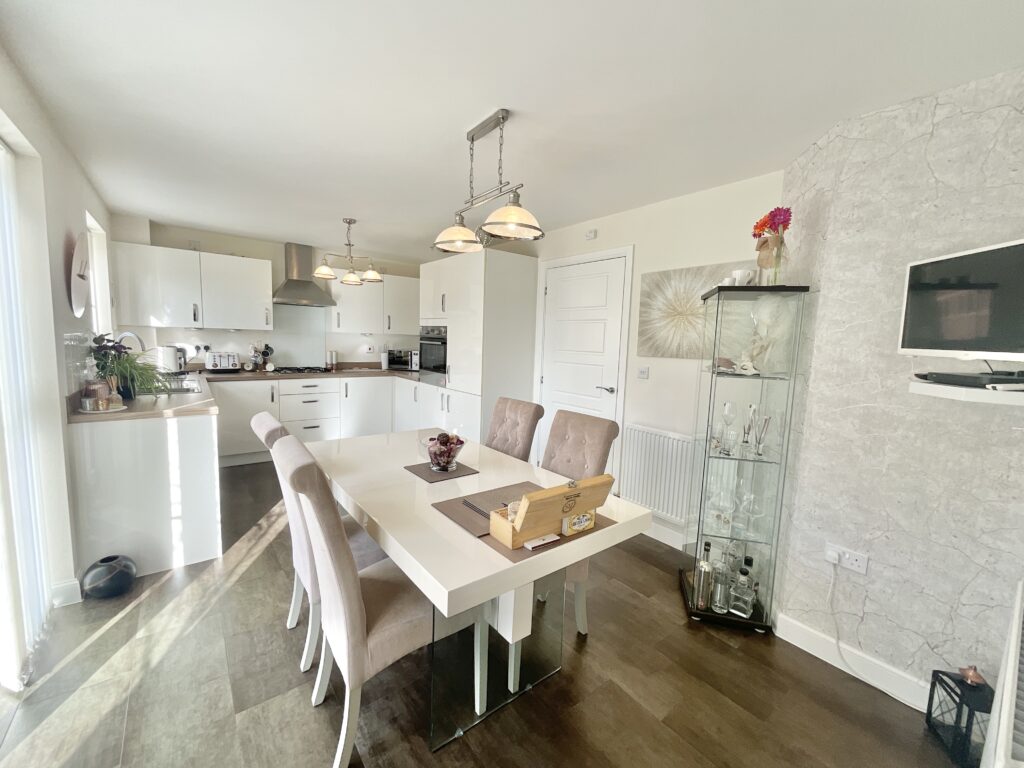 Dorney Close, Yarnfield, ST15