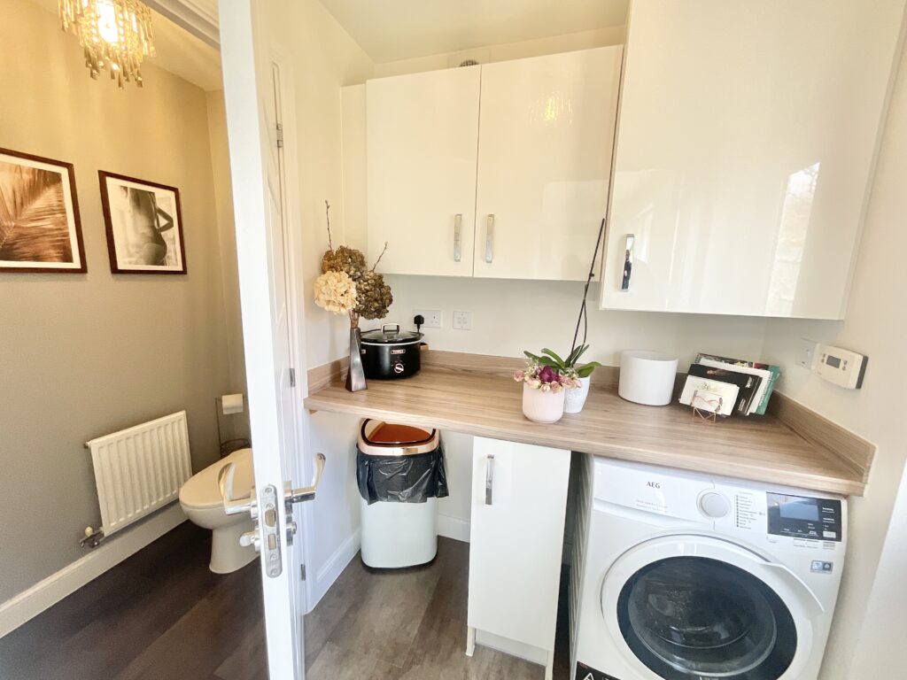 Dorney Close, Yarnfield, ST15