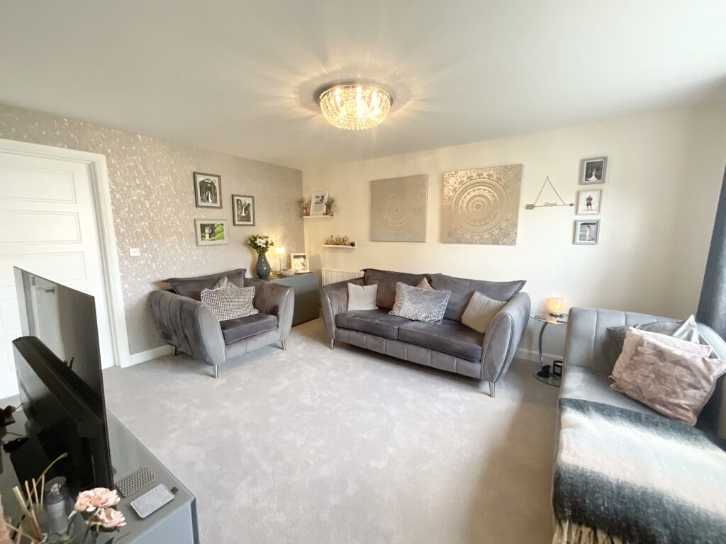 Dorney Close, Yarnfield, ST15