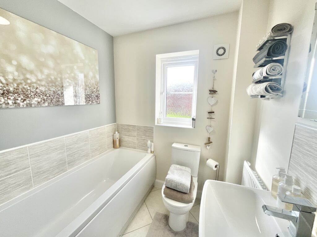 Dorney Close, Yarnfield, ST15