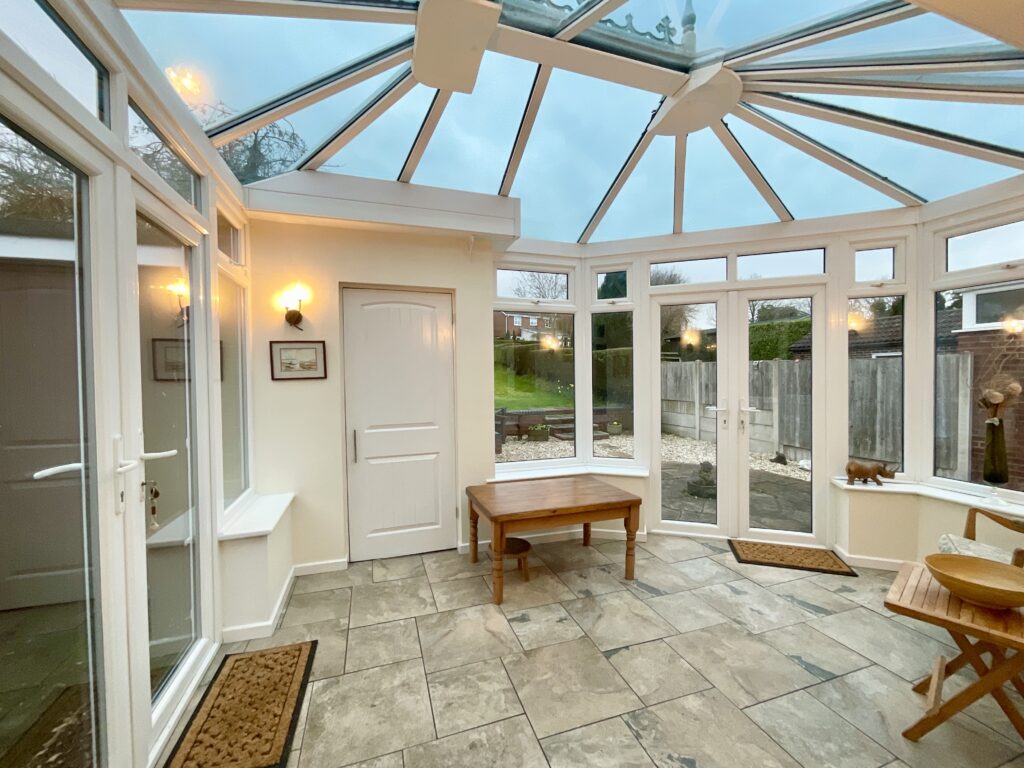 Orchard Lane, Hyde Lea, ST18