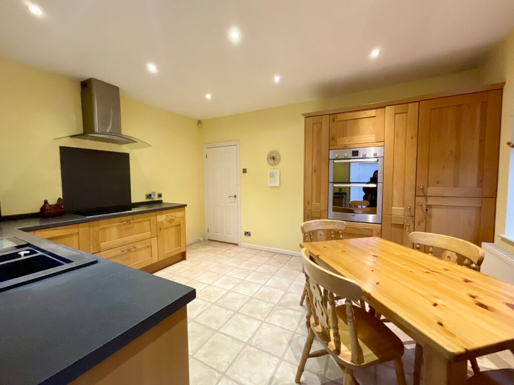 Orchard Lane, Hyde Lea, ST18