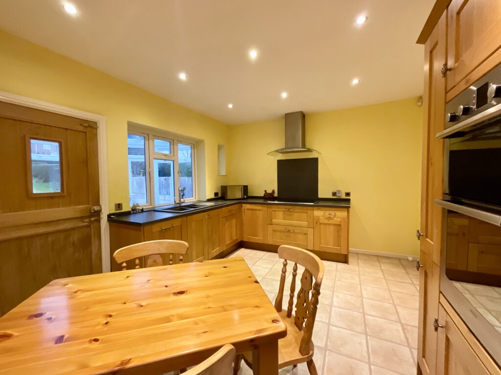 Orchard Lane, Hyde Lea, ST18