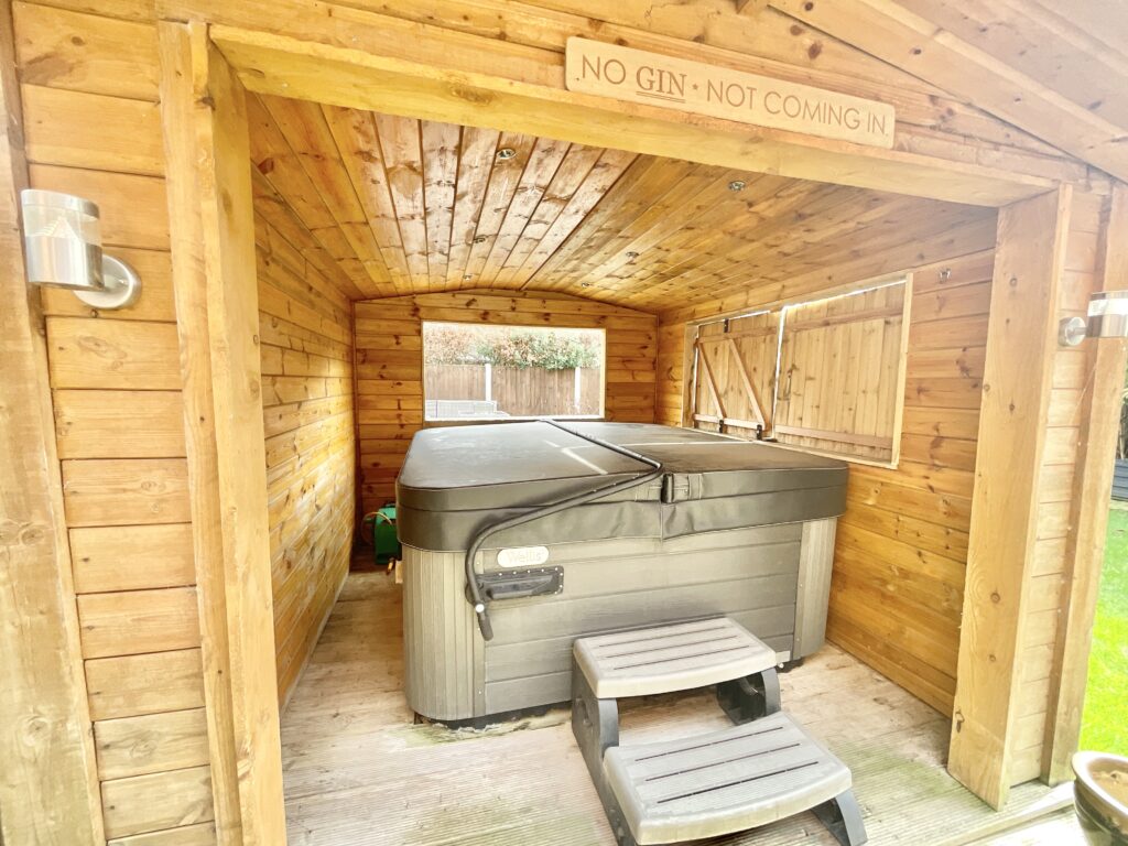 Darwin Close, Market Drayton, TF9