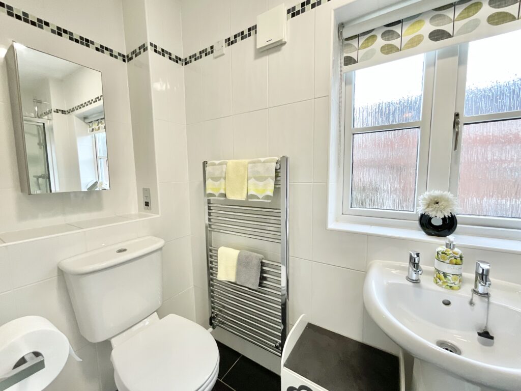 Navigation Loop, Stone, ST15