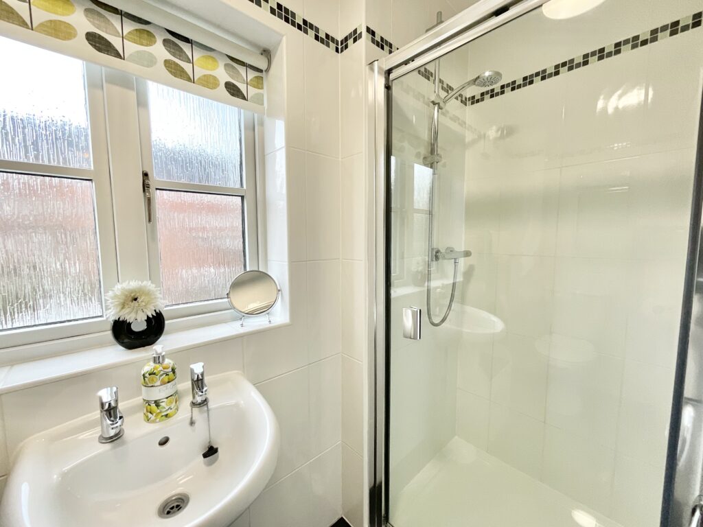 Navigation Loop, Stone, ST15