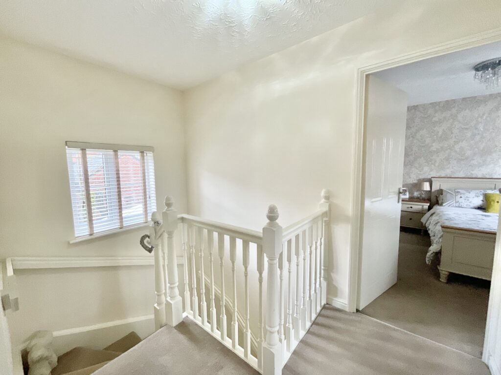 Navigation Loop, Stone, ST15