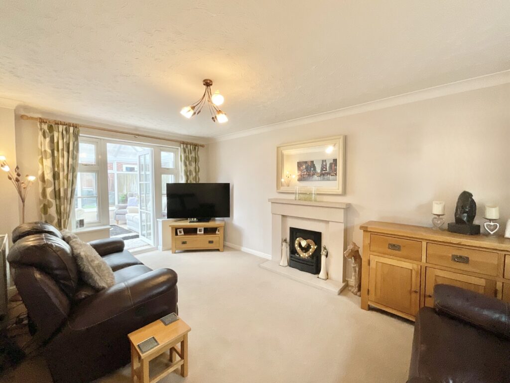 Navigation Loop, Stone, ST15