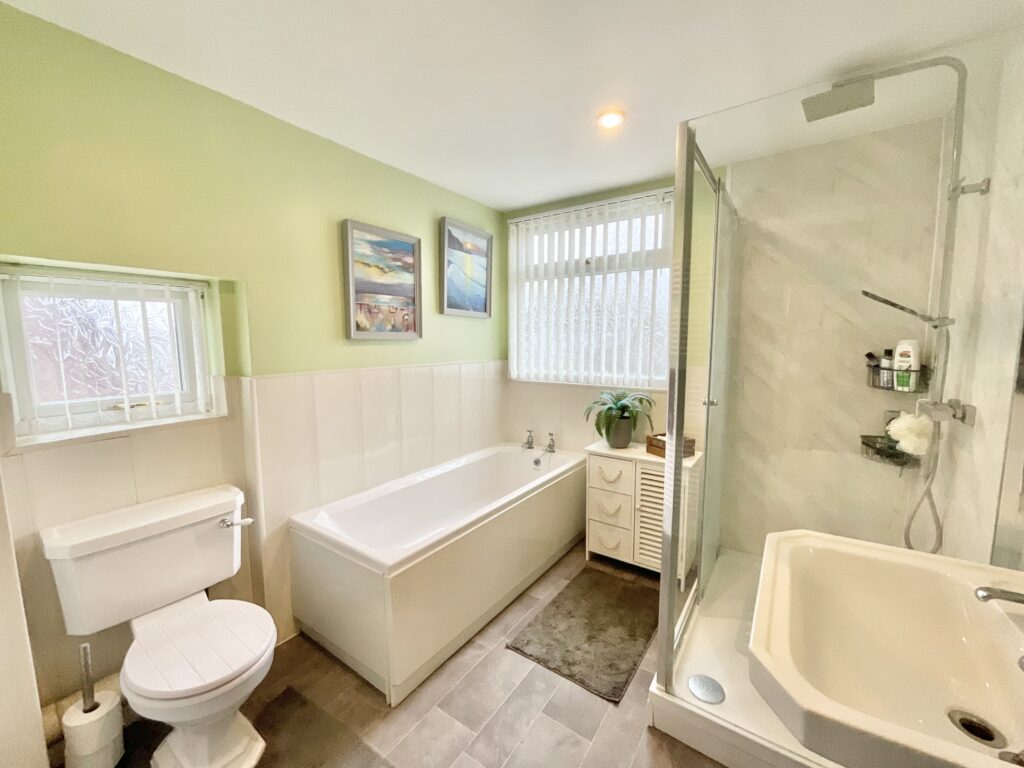 Jeremy Close, Stoke-On-Trent, ST4