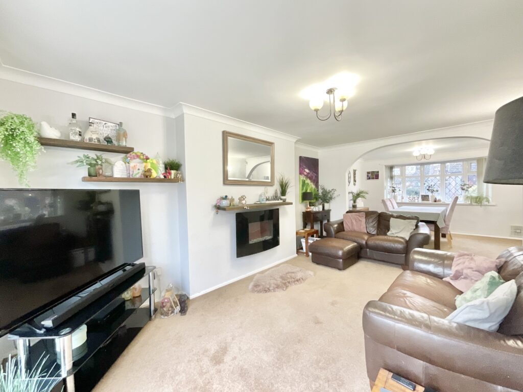 Jeremy Close, Stoke-On-Trent, ST4