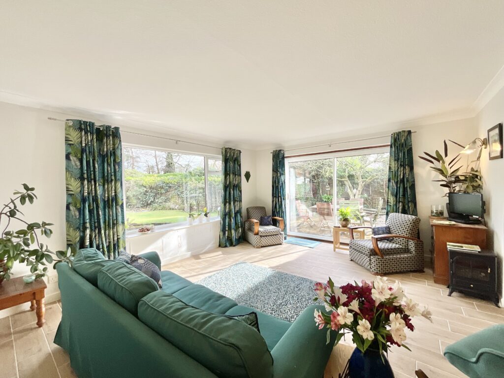 Ash Grove, Barlaston, ST12