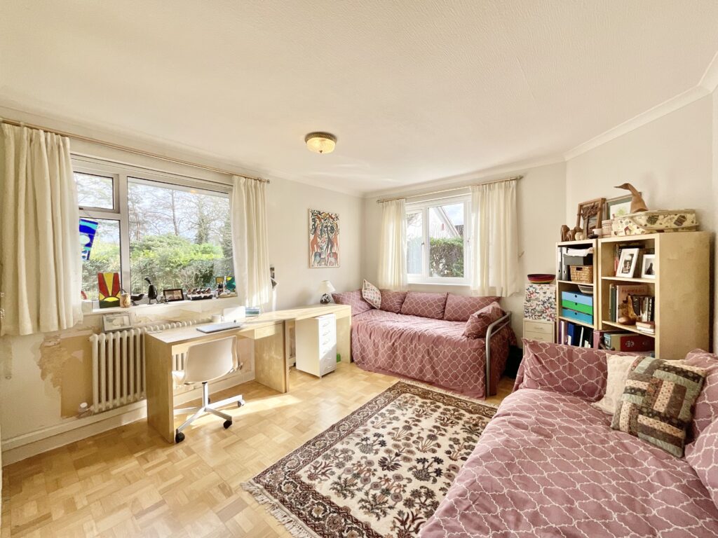 Ash Grove, Barlaston, ST12