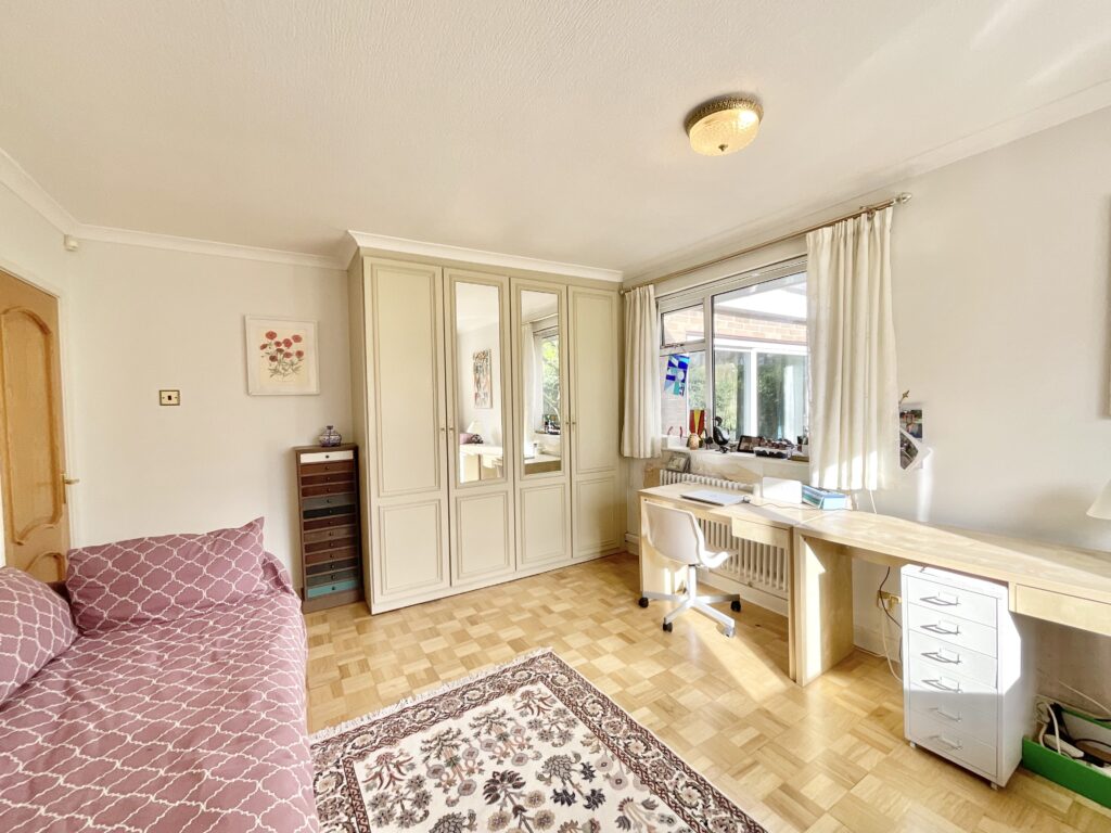 Ash Grove, Barlaston, ST12