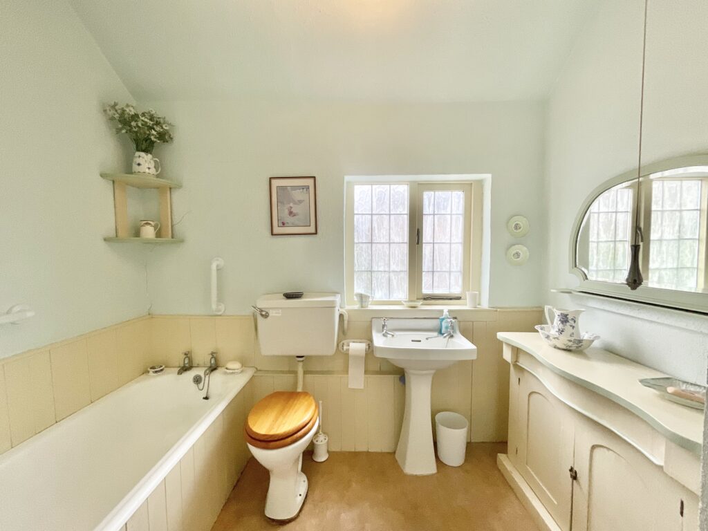 The Fold, Oulton, ST15