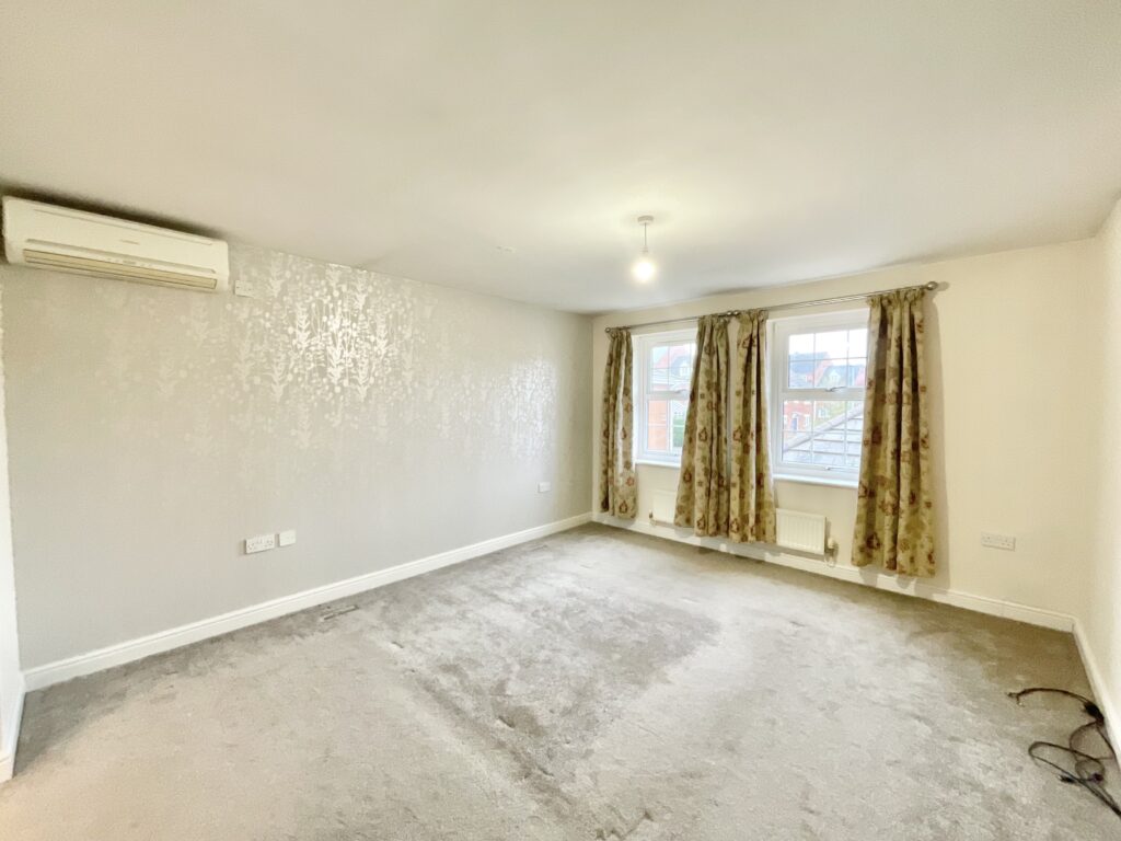 Headingley Grove, Stoke-On-Trent, ST4