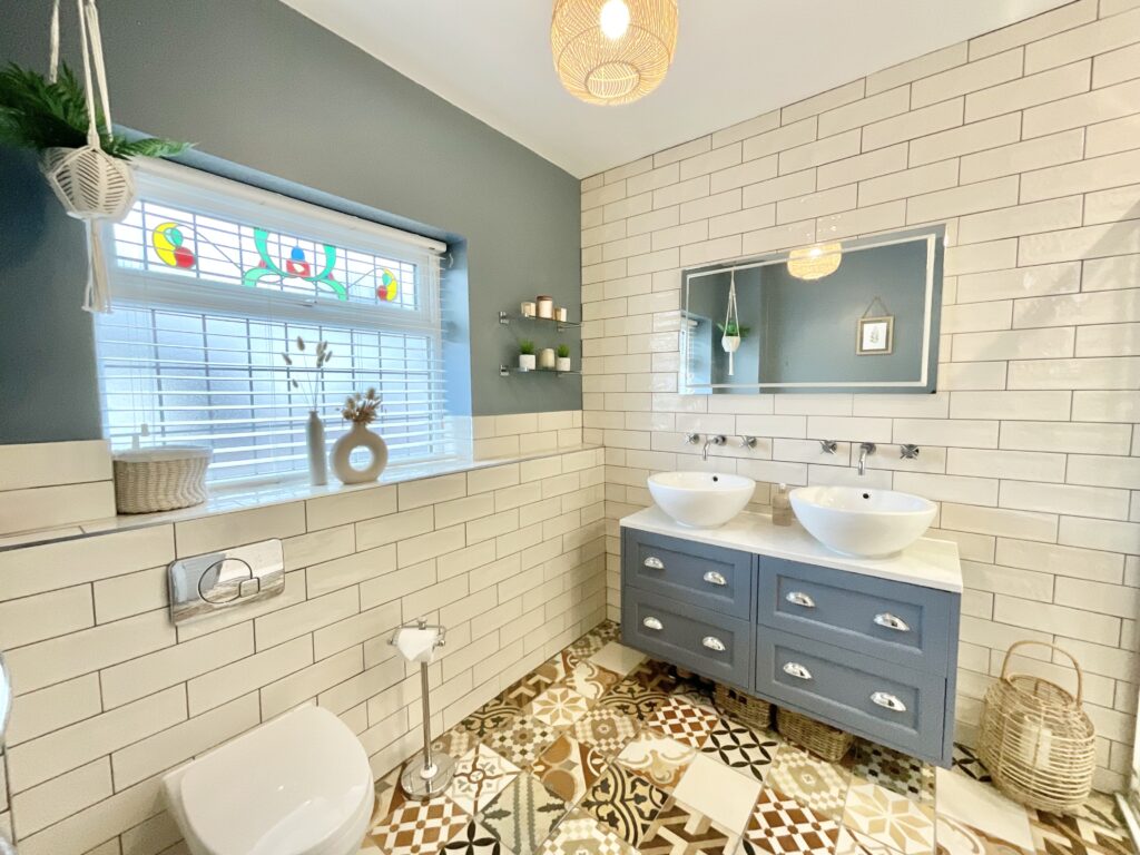 Walleys Drive, Newcastle, ST5