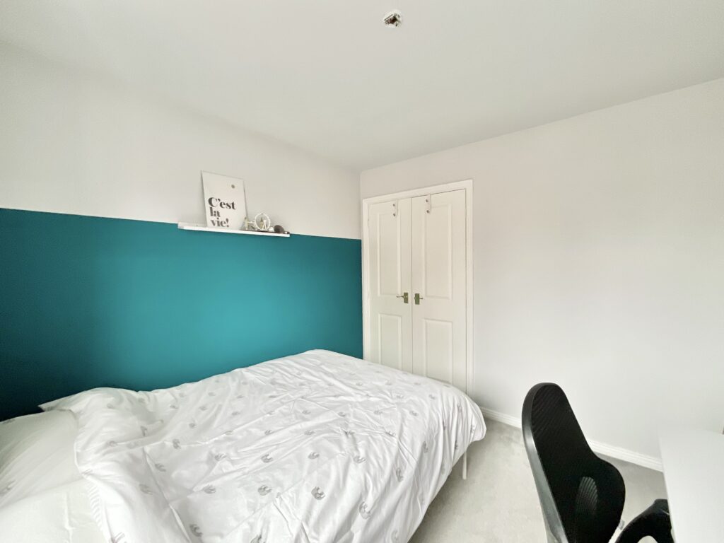 Navigation Loop, Stone, ST15