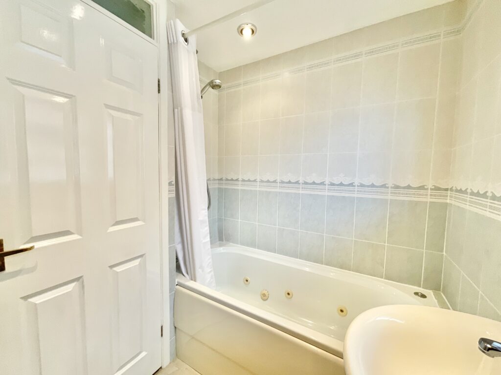 Wymondley Grove, Stoke-On-Trent, ST4