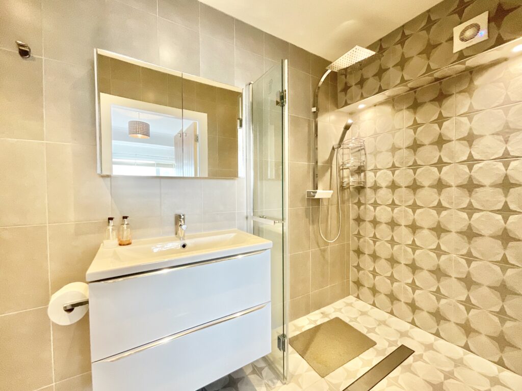 Hilderstone Road, Stoke-On-Trent, ST3