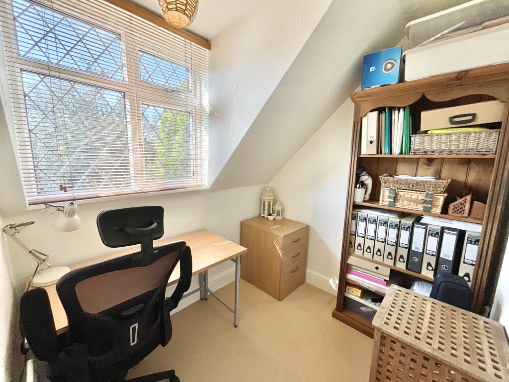 Longton Road, Stoke-On-Trent, ST4