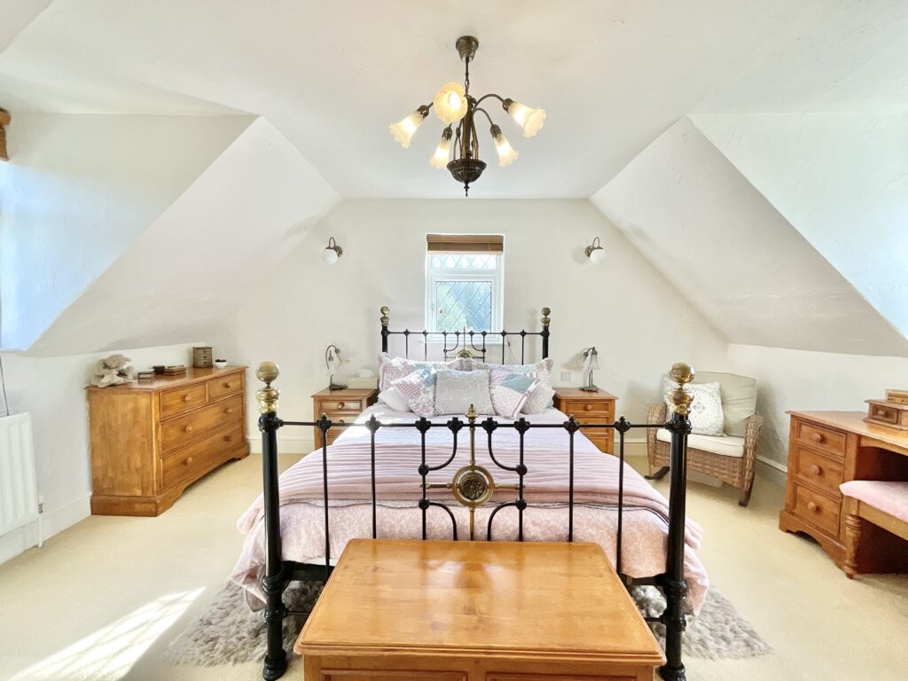 Longton Road, Stoke-On-Trent, ST4