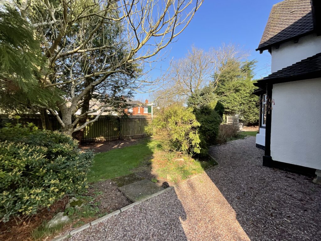 Longton Road, Stoke-On-Trent, ST4