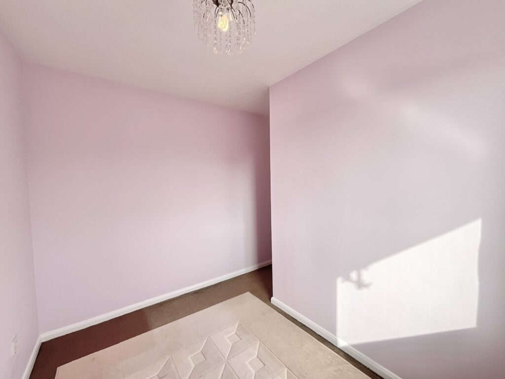 Crompton Grove, Stoke-On-Trent, ST4