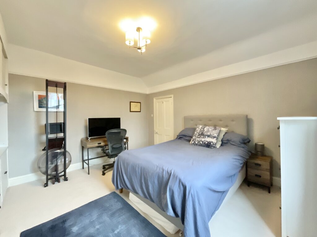 Sandon Road, Hilderstone, ST15