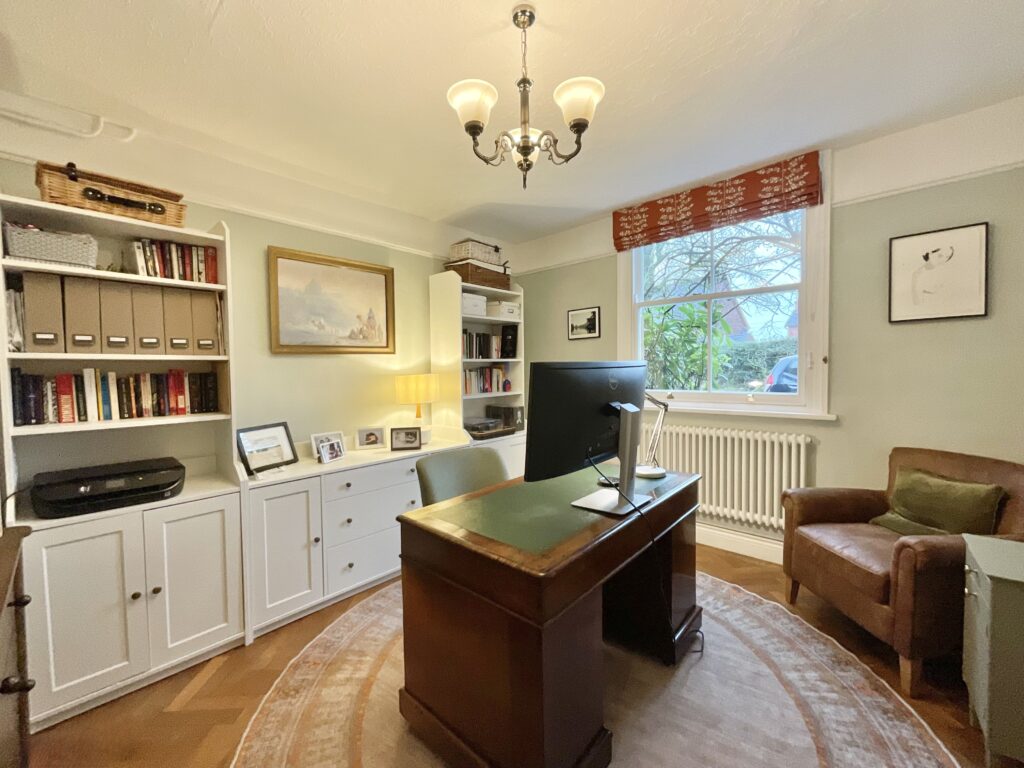 Sandon Road, Hilderstone, ST15