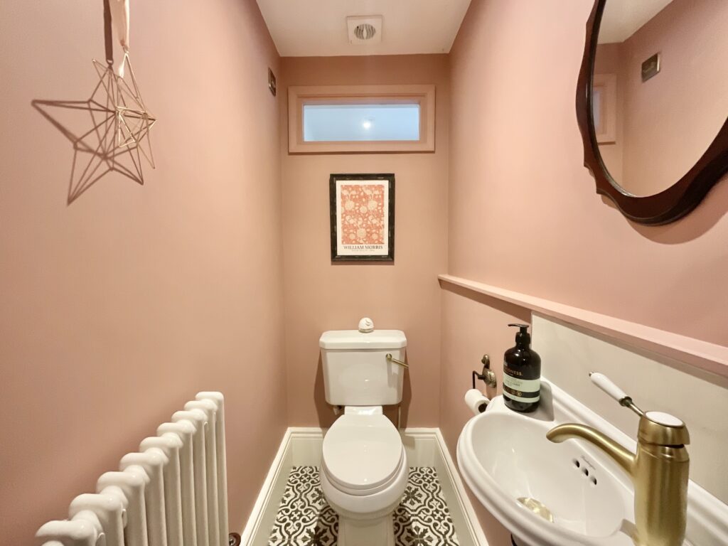 Sandon Road, Hilderstone, ST15