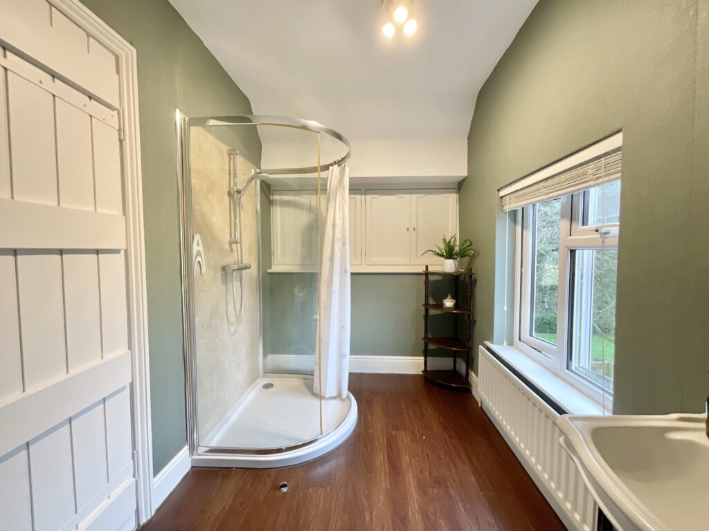 Sandon Road, Hilderstone, ST15