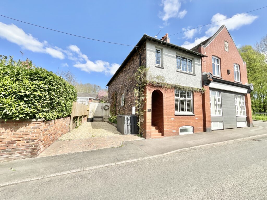 Crewe Road, Madeley Heath, CW3