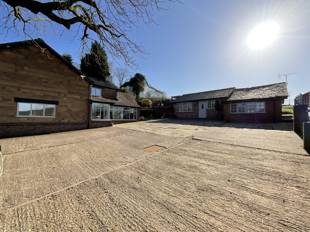 Windmill Hill, Rough Close, ST3