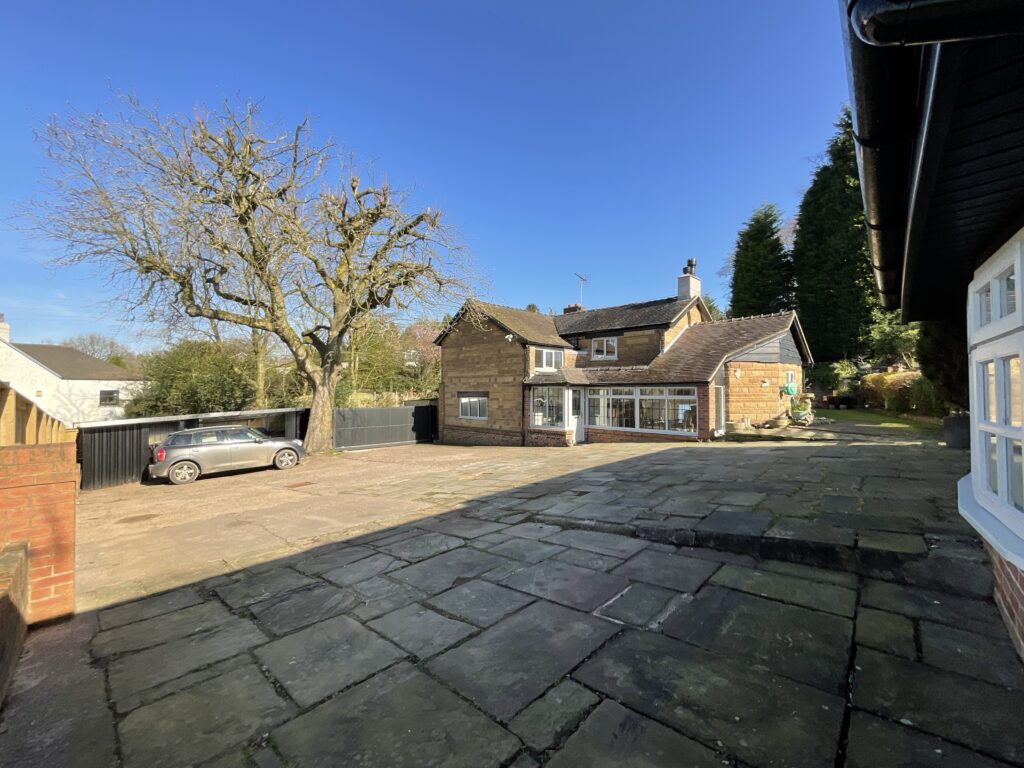 Windmill Hill, Rough Close, ST3