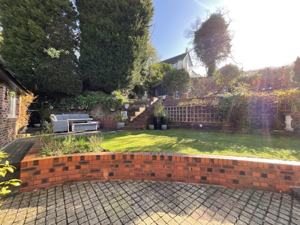 Windmill Hill, Rough Close, ST3