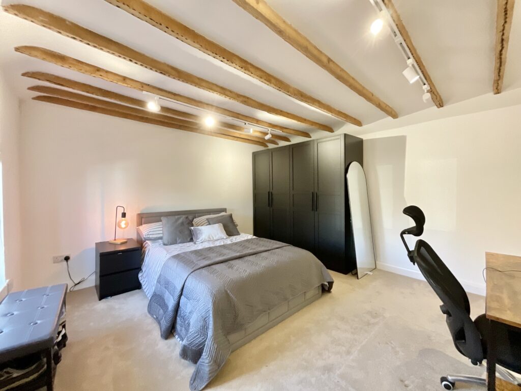 Windmill Hill, Rough Close, ST3