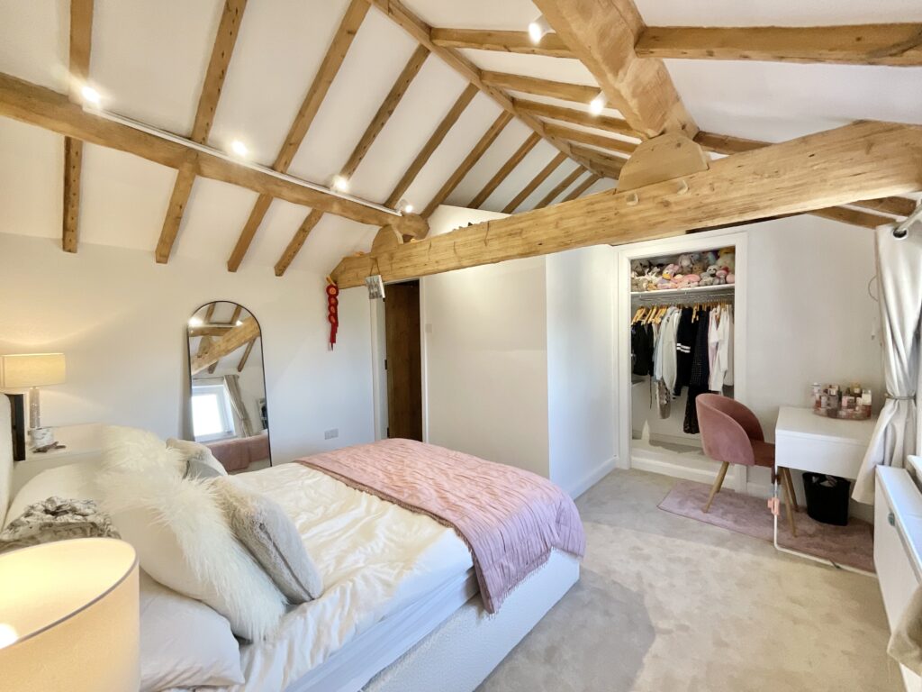 Windmill Hill, Rough Close, ST3