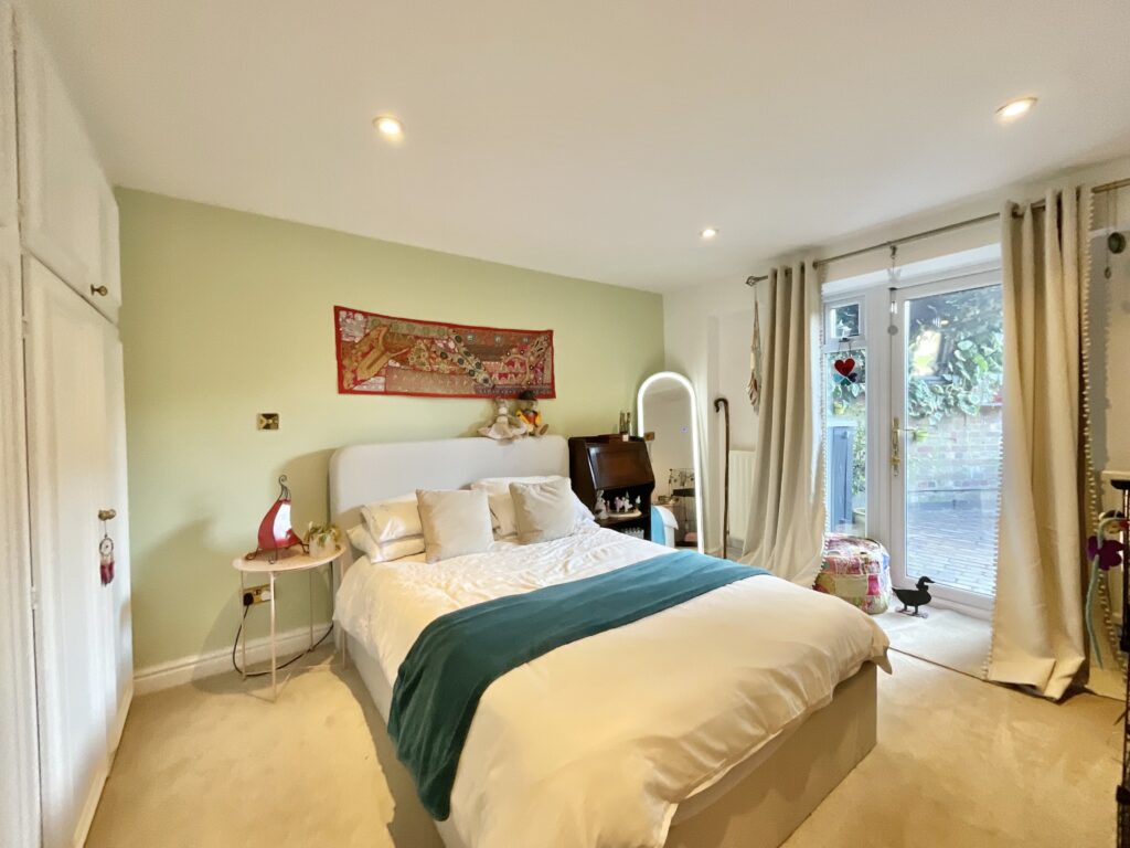 Windmill Hill, Rough Close, ST3