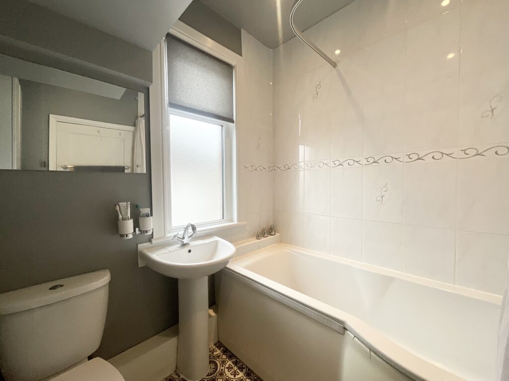 Eccleshall Road, Stafford, ST16