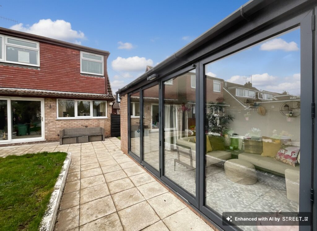 Jeremy Close, Stoke-On-Trent, ST4