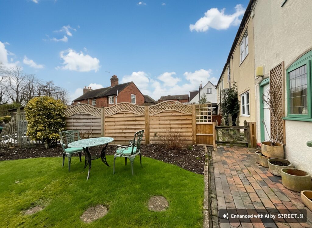 The Fold, Oulton, ST15