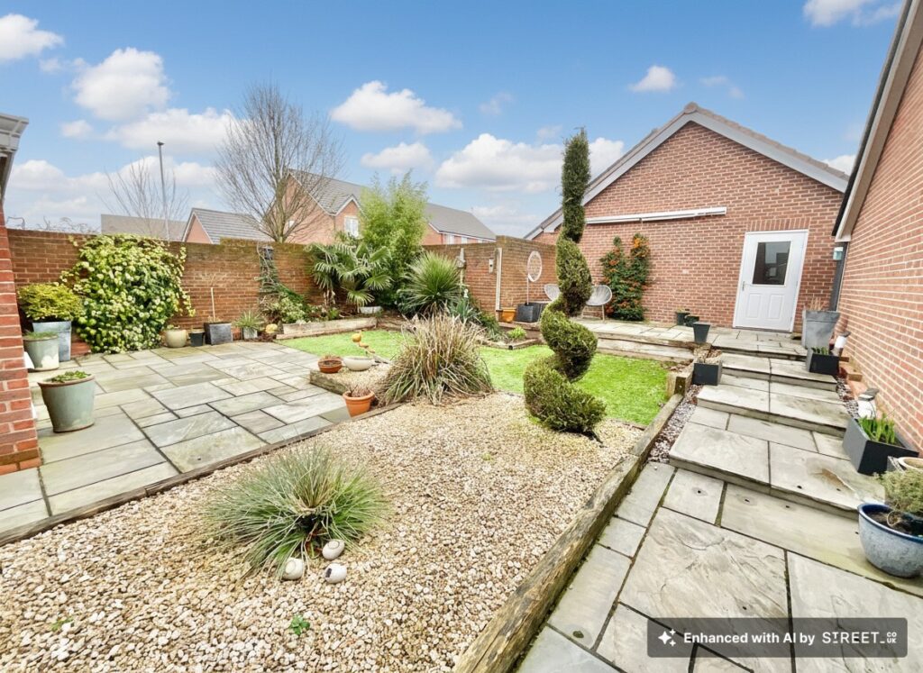 Gateway Avenue, Baldwins Gate, ST5