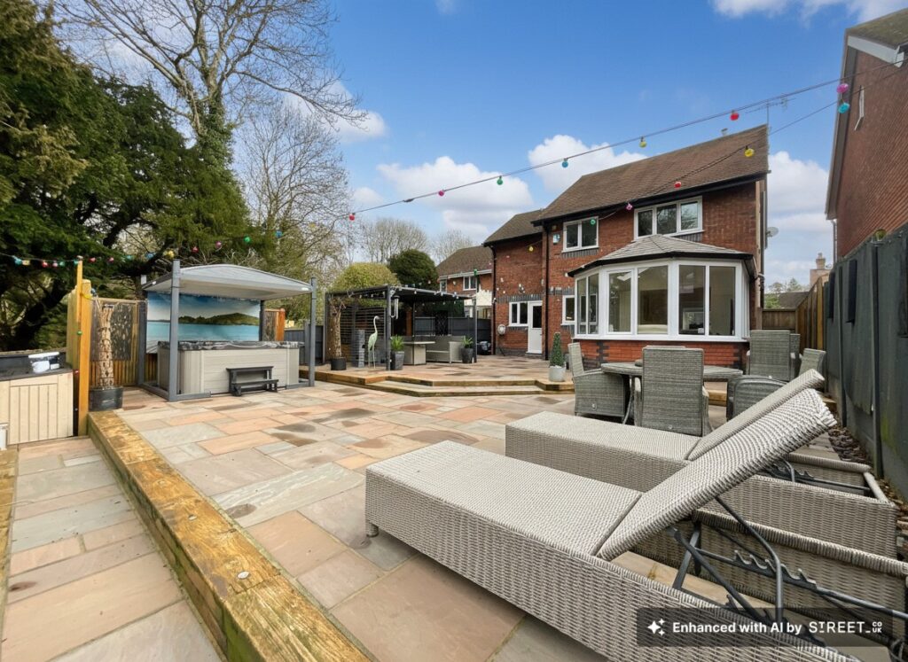 Paddock Rise, Stoke-On-Trent, ST4