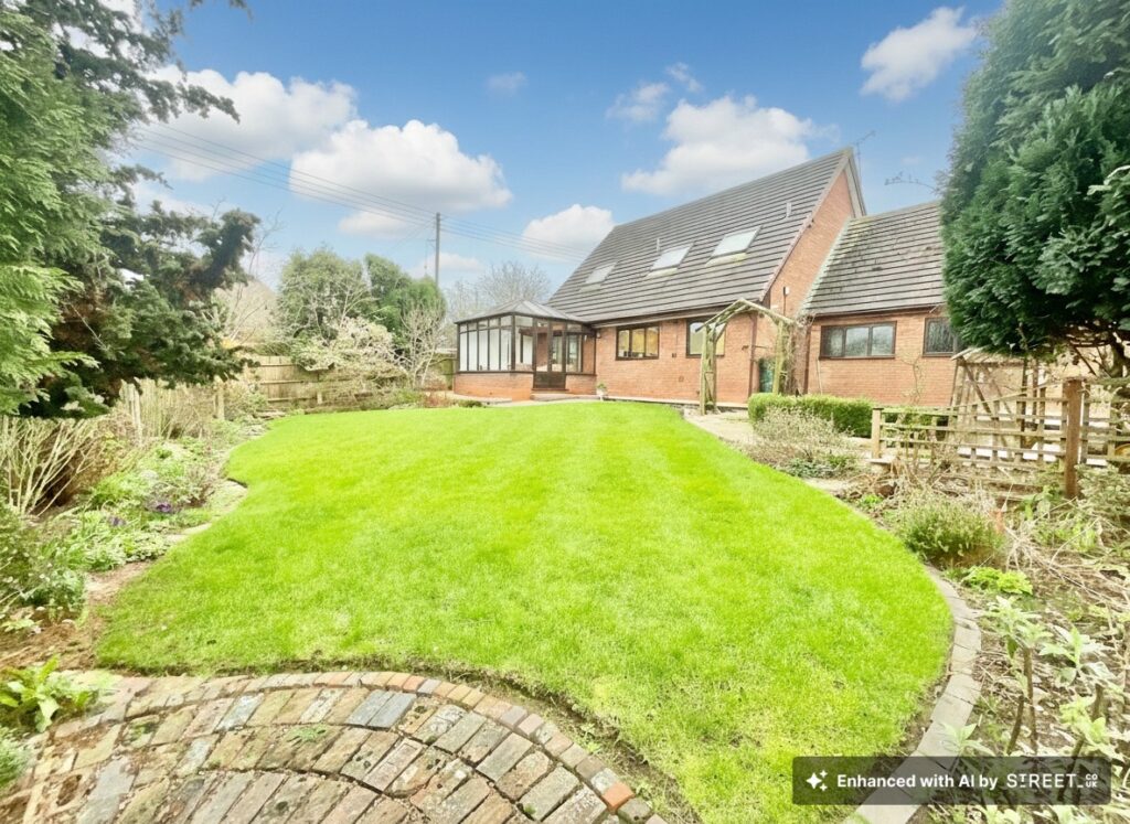 Orchard Lane, Hyde Lea, ST18