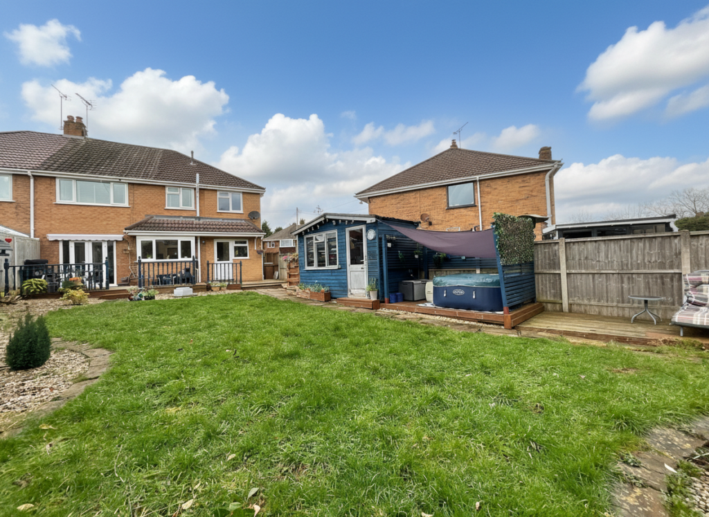 St. Chads Close, Stone, ST15
